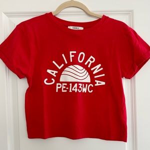 California Vintage Look Graphic Tee- Red & White West Coast Short Sleeve T-Shirt